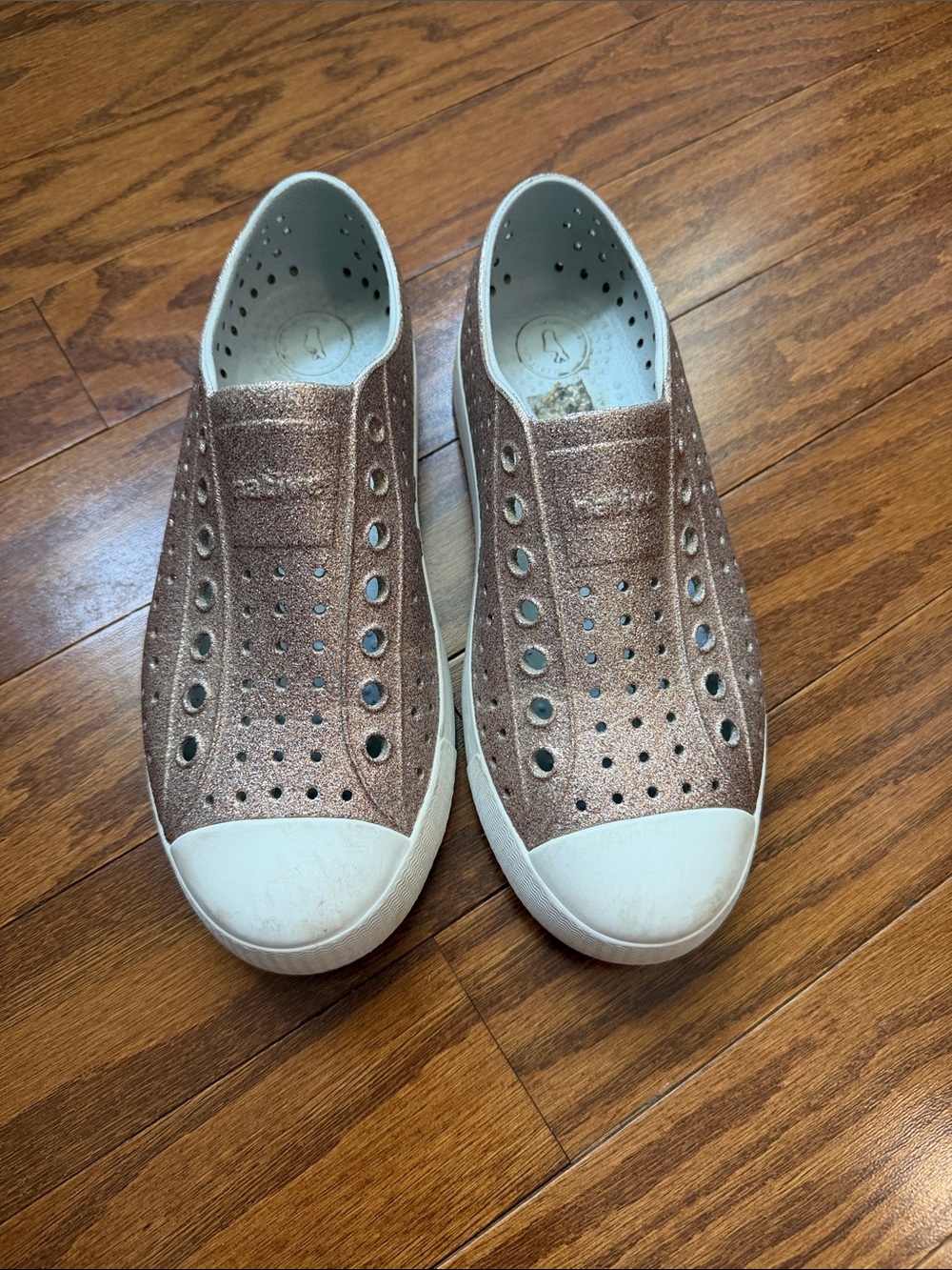Women’s Natives Metallic Sneakers - Rose Gold